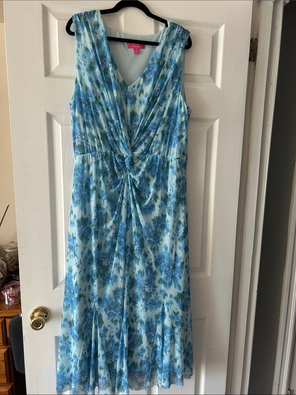 Isaac Mizrahi Blue and Aqua Floral Twist-Front Midi Dress